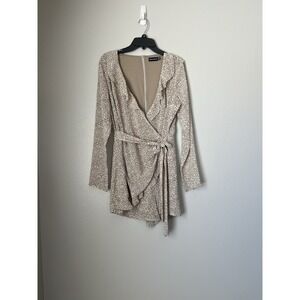 Pretty Little Thing Juniors Size 10 Long Sleep Ruffle Wrap‎ Shorts Romper Beige
